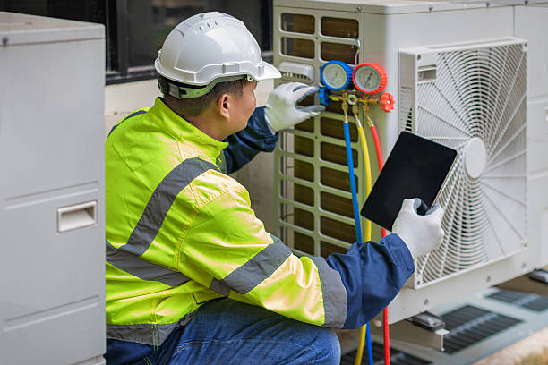 Professional Hvac Installation technician working in Laurel, MS